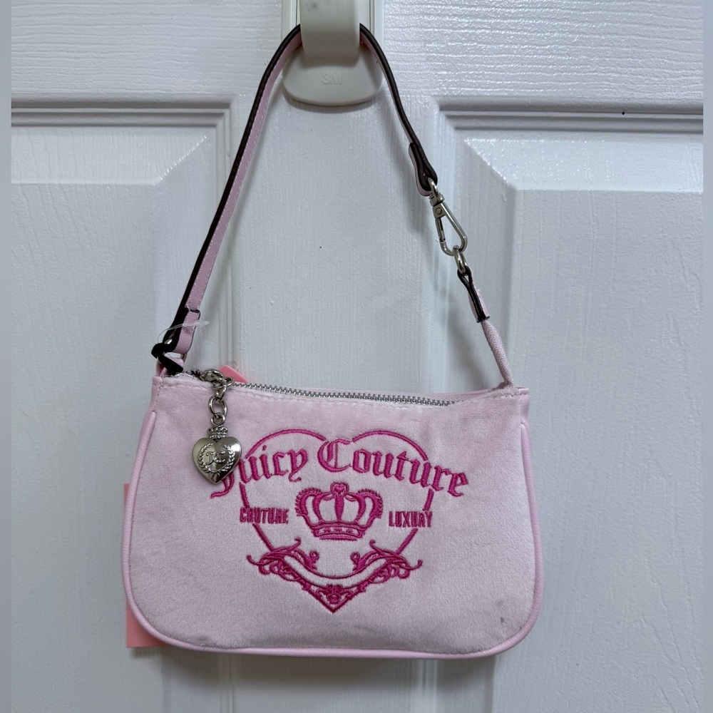 NWT Juicy Couture Girly Royalty  Clutch with Heart Charm